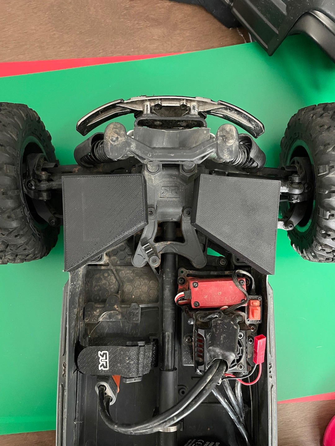 Kit Sospensione Posteriore Arrma 3S BLX Per Granite/Senton – Bracci, Perni E Mozzi Originali - 6