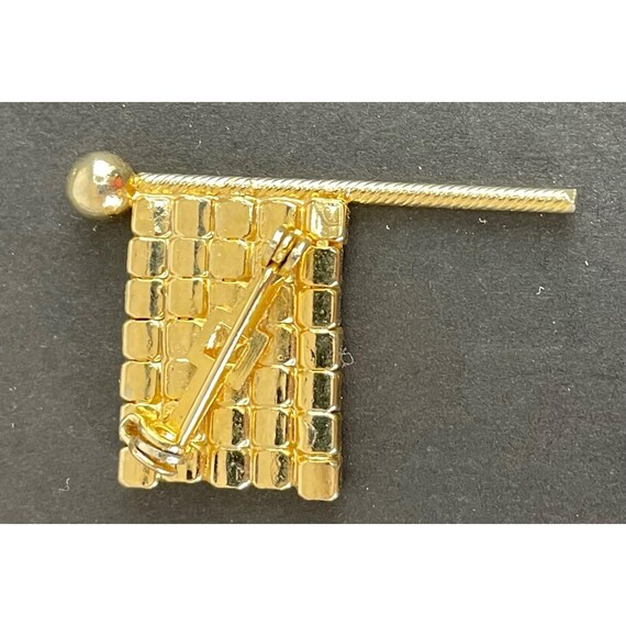 Broche Vintage Drapeau Du Canada En Métal Doré Et Strass - Occasion En Très Bon état