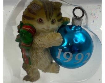 Carlton Heirloom Collection Purr-fect Holidays 1992 Cat Glass Ornament Gilmore