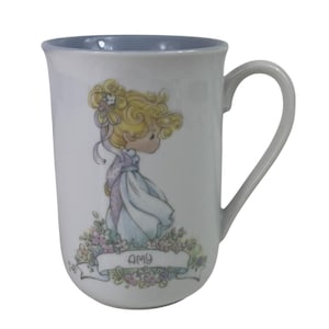 Vintage 1990 Precious Moments AMY Name Tasse Enesco