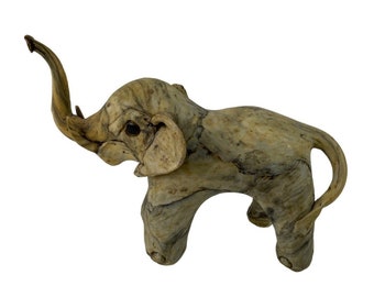 Figurine éléphant vintage en résine beige et gris mesure 10,4 cm de haut