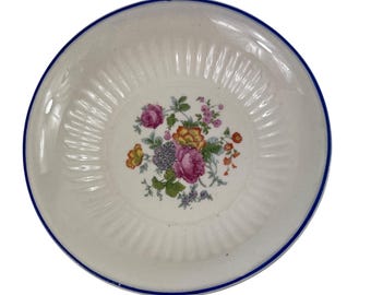 Sebring Potteries Ivory Color 5 1/4" Fruit Dessert Bowl With Floral Design