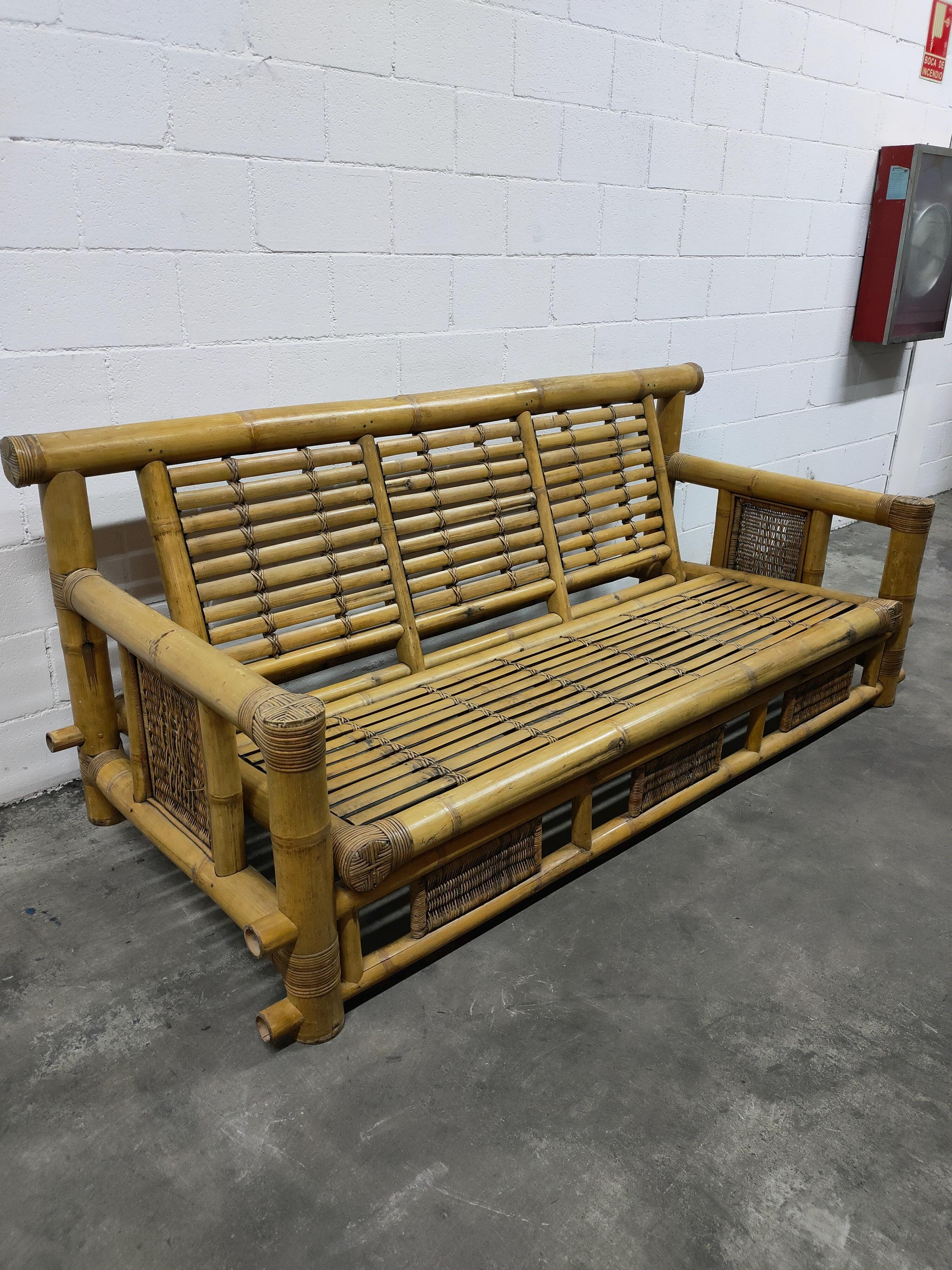 Bambus-Schlafsofa aus der Mitte des Jahrhunderts - Etsy sterreich