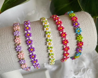 Daisy Chain Bracelet Customizable Dainty Minimalistic Handmade Jewelry Beaded Bracelet Seed Bead Daisy Etsy