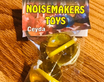 Ceyda Clackers Click Clacks Klackers Acrylic Balls String Rope  Knockers Whackers Kabangers Whakkos Noise MakerToy (Yellow)