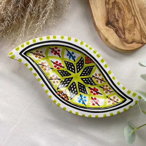 Unique Serving Dish – Condiment Bowl – Side Plate, Dip Plate – Jewellery Tray – Ceramic – Handmade Christmas, Housewarming, Food Gift