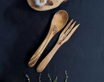 Olive Wood Salad Servers – 25cm Handmade Kitchen Gift for Chefs & Home Cooks