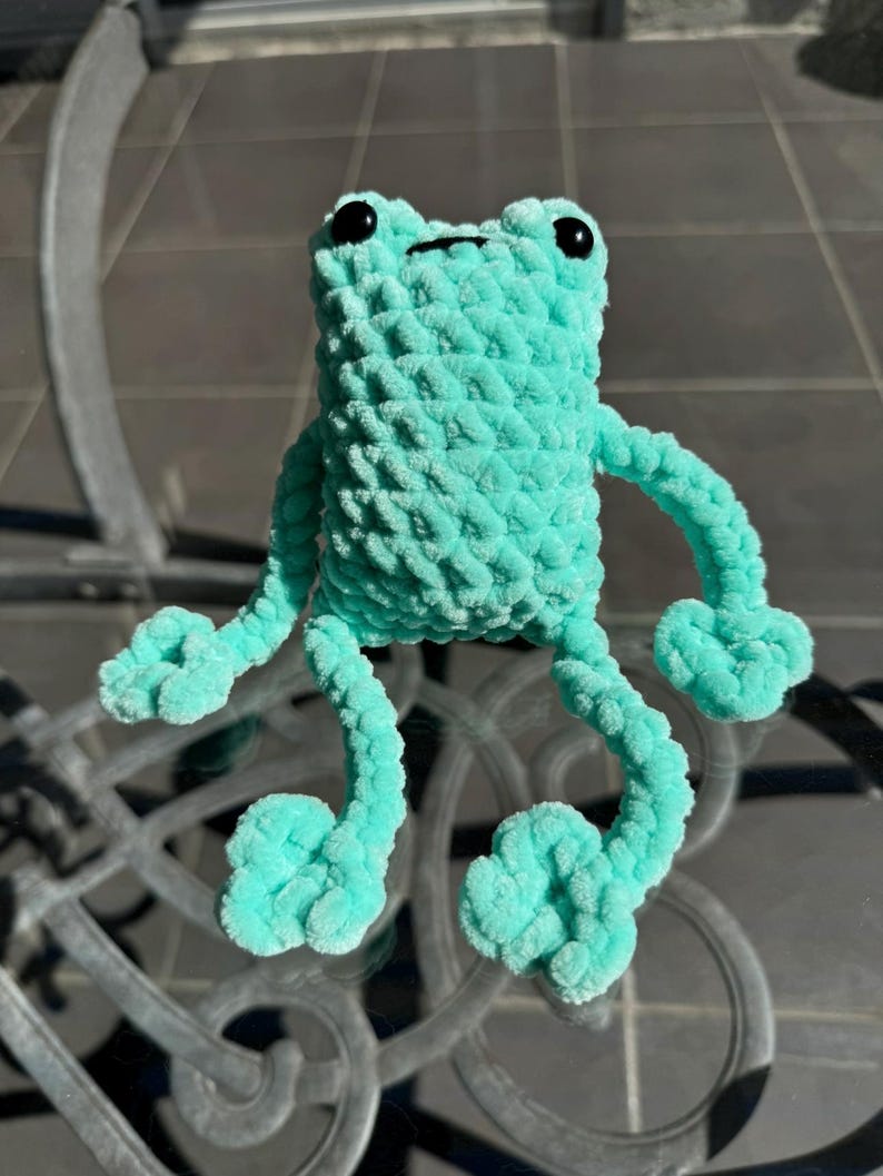 AMMO88 No Sew Leggy Frog Crochet Pattern Easy Amigurumi Plushie PDF Download - Etsy Indonesia image 9