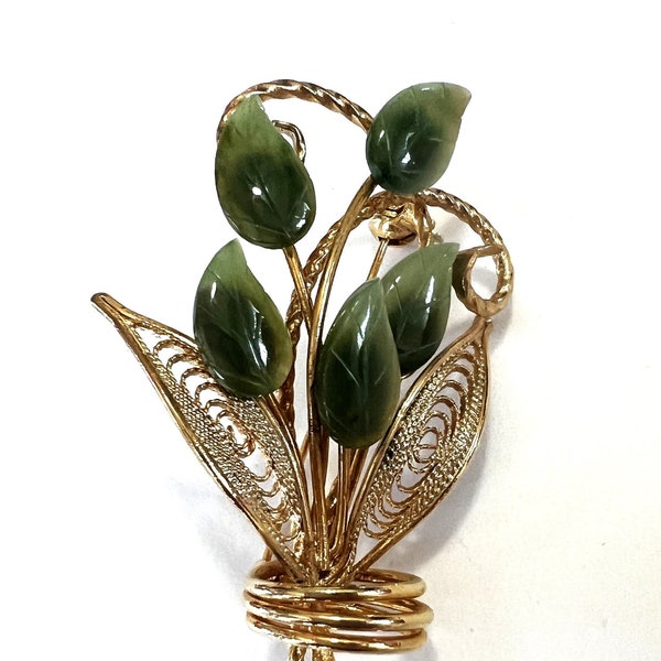 Vintage Delicate Etched Jade Stone Gold Tone Leaf Spray Brooch Jewelry Pin