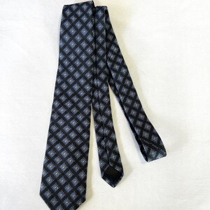 Vintage Brooks Brothers Grey Background Blue Diamonds Tie Designer Men's Necktie image 7