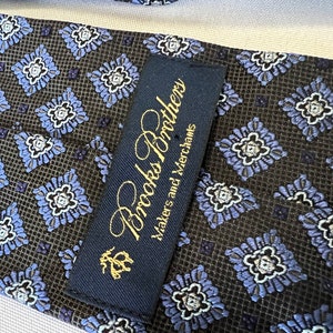 Vintage Brooks Brothers Grey Background Blue Diamonds Tie Designer Men's Necktie image 5