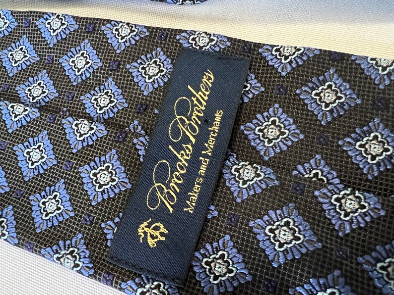 Vintage Brooks Brothers Grey Background Blue Diamonds Tie Designer Men's Necktie image 5