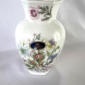Vintage Aynsley Wild Tudor English Fine Bone China Flower Bouquet Vase