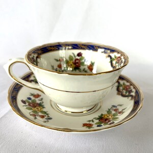 Vintage Tuscan English Fine Bone China Windsor Blue and Gold Floral Teacup Cup and Saucer