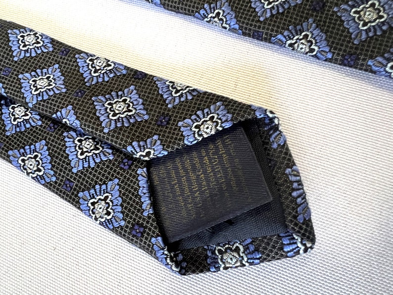 Vintage Brooks Brothers Grey Background Blue Diamonds Tie Designer Men's Necktie 画像 2