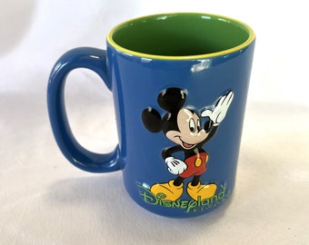 Vintage Disney Mickey Mouse Disneyland Resort Raised Form Ceramic Coffee Cup Tea Mug