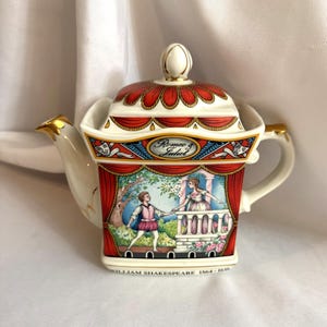 Sadler Romeo and Juliet Teapot - Etsy
