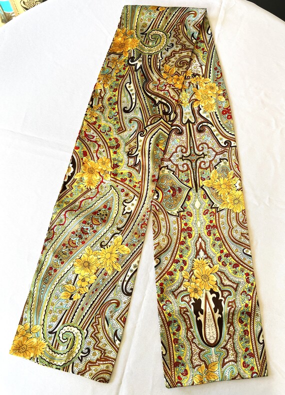 Vintage 1970's Paisley Design Bright Yellow Mint … - image 2