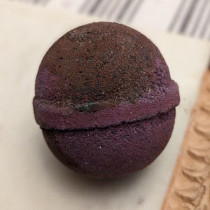 King&#39;s Soapworks Bath Bomb - Black Amethyst - 5oz