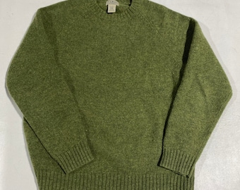 Mens used LL Bean Green Shetland Wool knit sweater sz medium