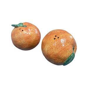 Oranges salt and pepper shakers