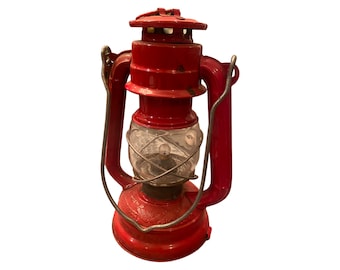 Winged wheel lantern no.350