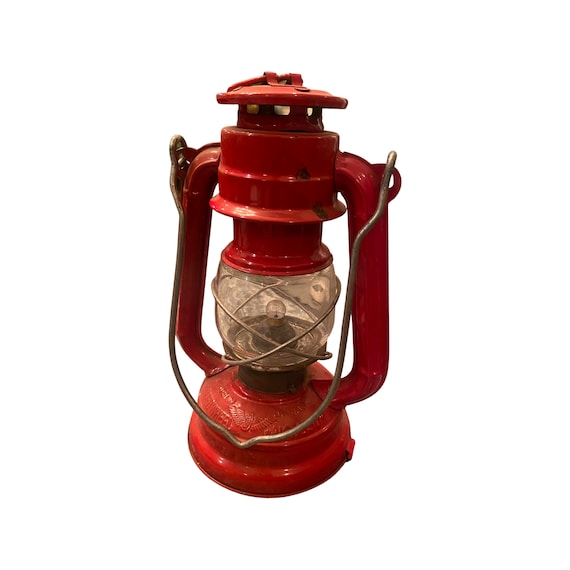 Vintage Winged Wheel No. 400 Kerosene Lantern - Made in