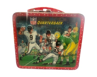 1964 NFL quarterback vintage lunchbox and thermos 8.8/10 !