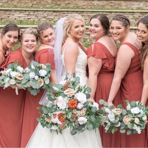 Custom Made to Order Silk Bridesmaids Bouquets, Any colors, Rent Bouquets, Budget Wedding Flowers, Silk Flower Bouquets