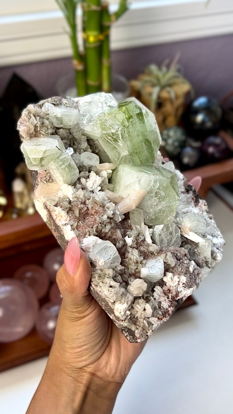 Große grüne Apophyllit Zeolith Cluster Matrix Lindgrüne - Etsy