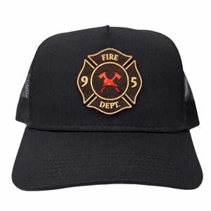 Chapéu de distintivo de bombeiro maltês