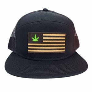 Mary Jane Flagge Kork Patch Hut