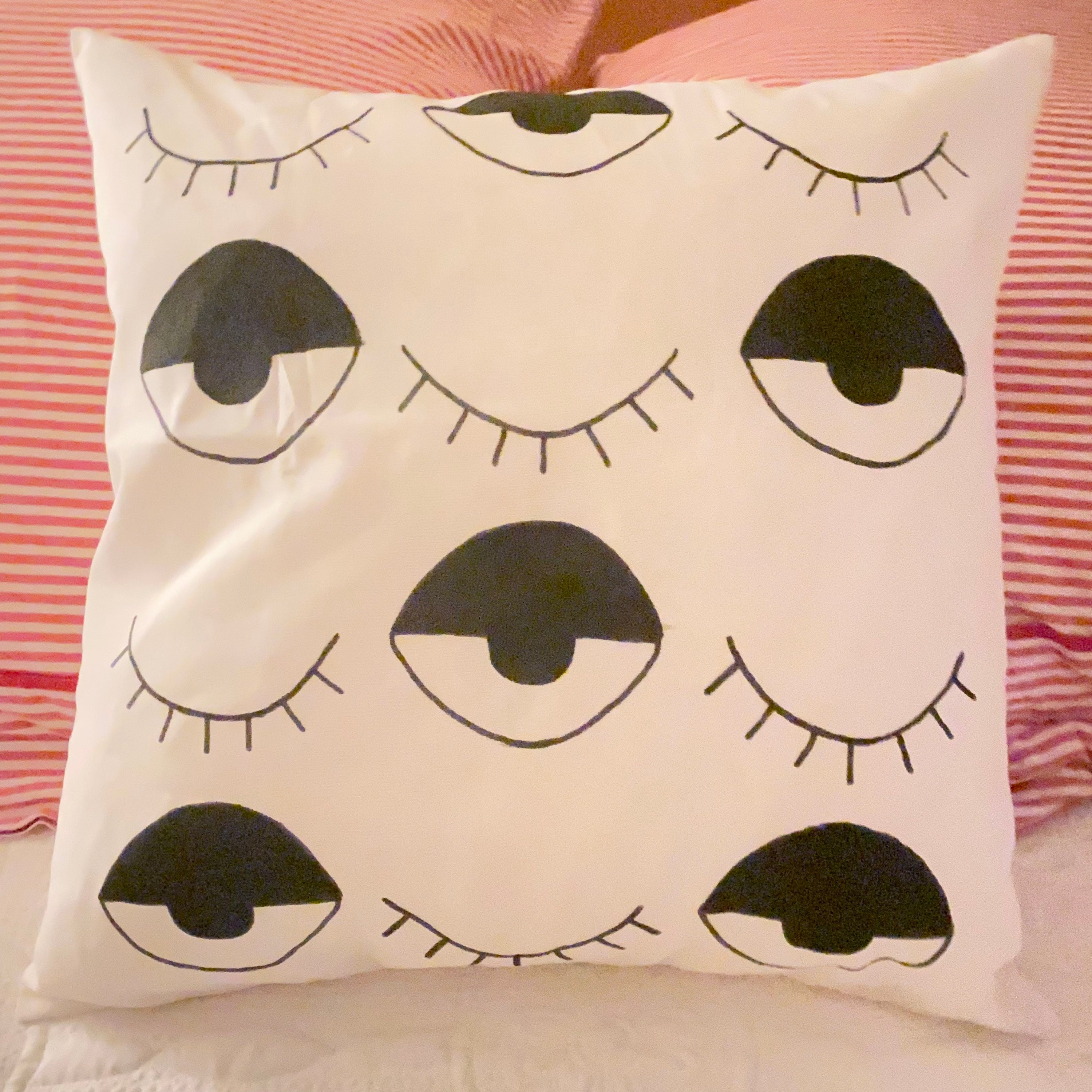 Coussin Yeux