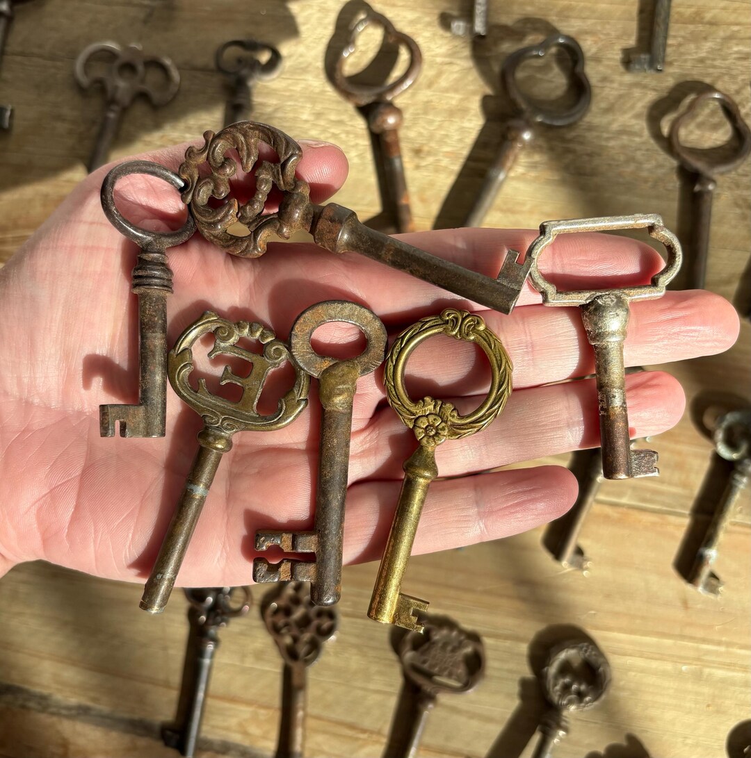 Key Classique Set of 42 French Antique Vintage Keys Art Nouveau - Etsy