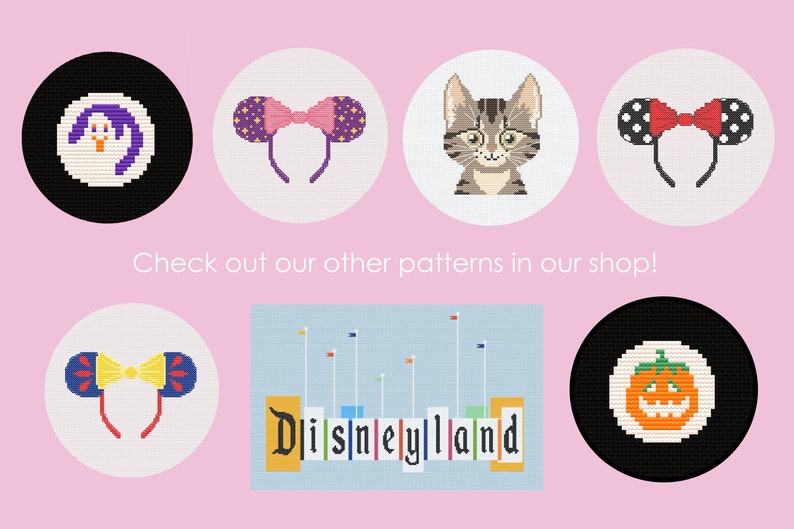 Puede incluir: Una colecci&oacute;n de patrones de punto de cruz con personajes y temas de Disney. Los patrones incluyen orejas de Mickey Mouse, un gato, una calabaza y el letrero de Disneyland.