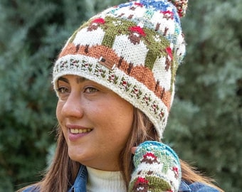 Ręcznie robiona na drutach świąteczna czapka z alpaki w kształcie owcy: przytulna zimowa czapka