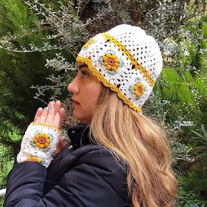 Woman's granny square hat, Crochet fingerless gloves, Matching Set, Flower theme design in Mustard color, Spring Fall All seasons