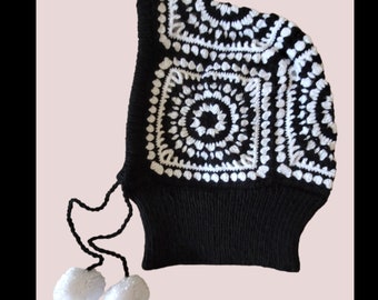 Ręcznie robiona na drutach kwadratowa kominiarka babci | Bluza z kapturem z dzianiny wełnianej z motywem kwiatowym