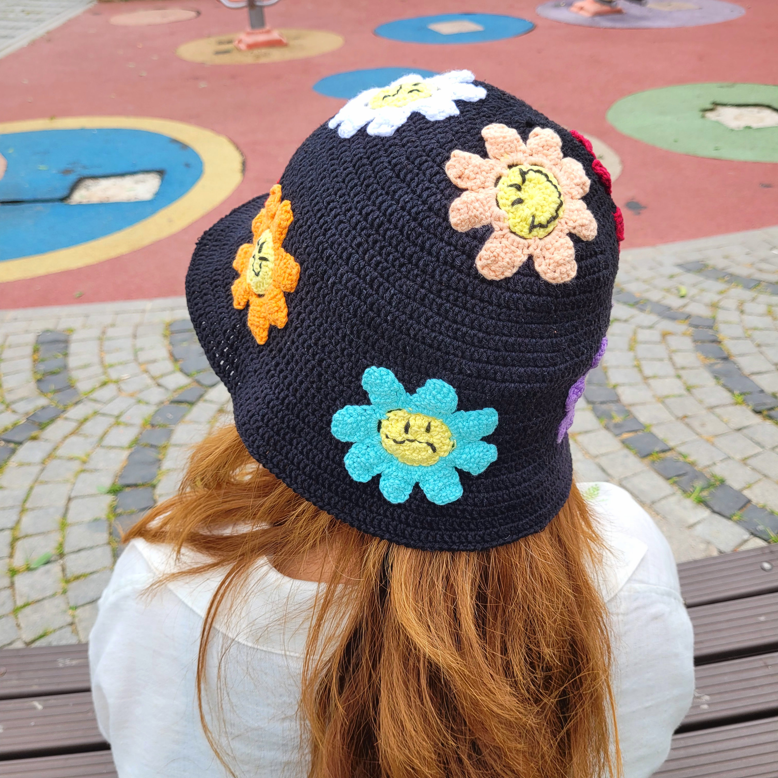 ★VARZAR★ Crochet Knit Round Bucket Hat Black VA Top Button Knit Crochet Bucket Hat / Black - VARZAR | 60