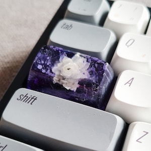 Epoxy Resin Artisan Keycap, Custom keycaps, Botanical Flower Keycaps, OEM SA Keycaps, Mechanical Keyboard Shift Spacebar Esc Keycap