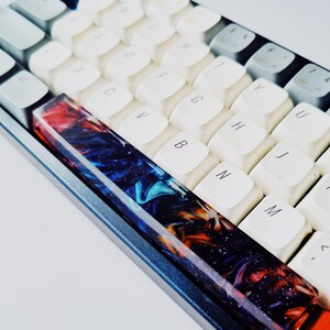 Space Artisan Keycap, Custom Keycaps, Interstellar Galaxy Planet Keycap ...
