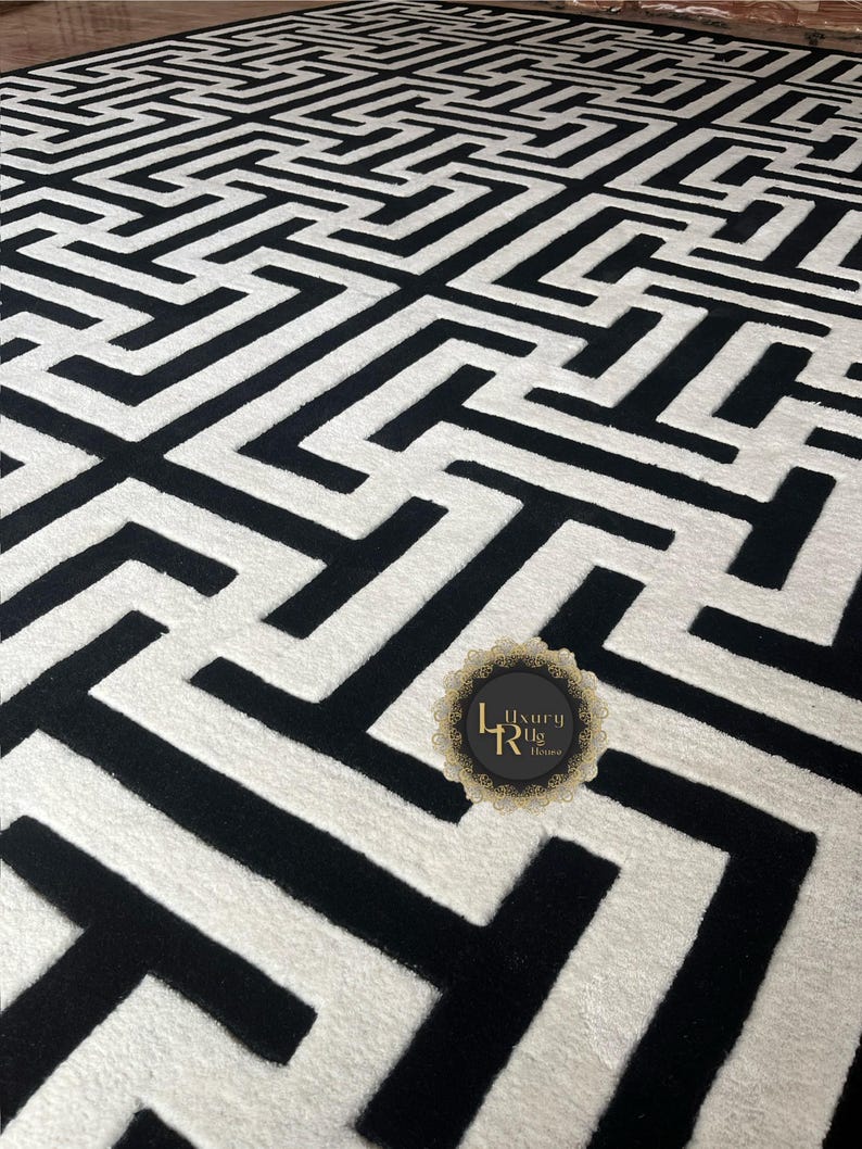 Ivory Maze Rug Hand-tufted Maze Pattern Rug: Black & Ivory Geometric Area Rug - Etsy