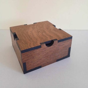 Handcrafted Wooden Storage Box – Solid Oak with Customization Option