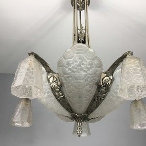 André Neut & Schneider - a large French art deco chandelier - Glass, nickel-plated bronze