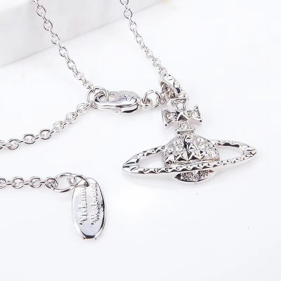 Vivienne Mayfair Bas Relief Pendant 