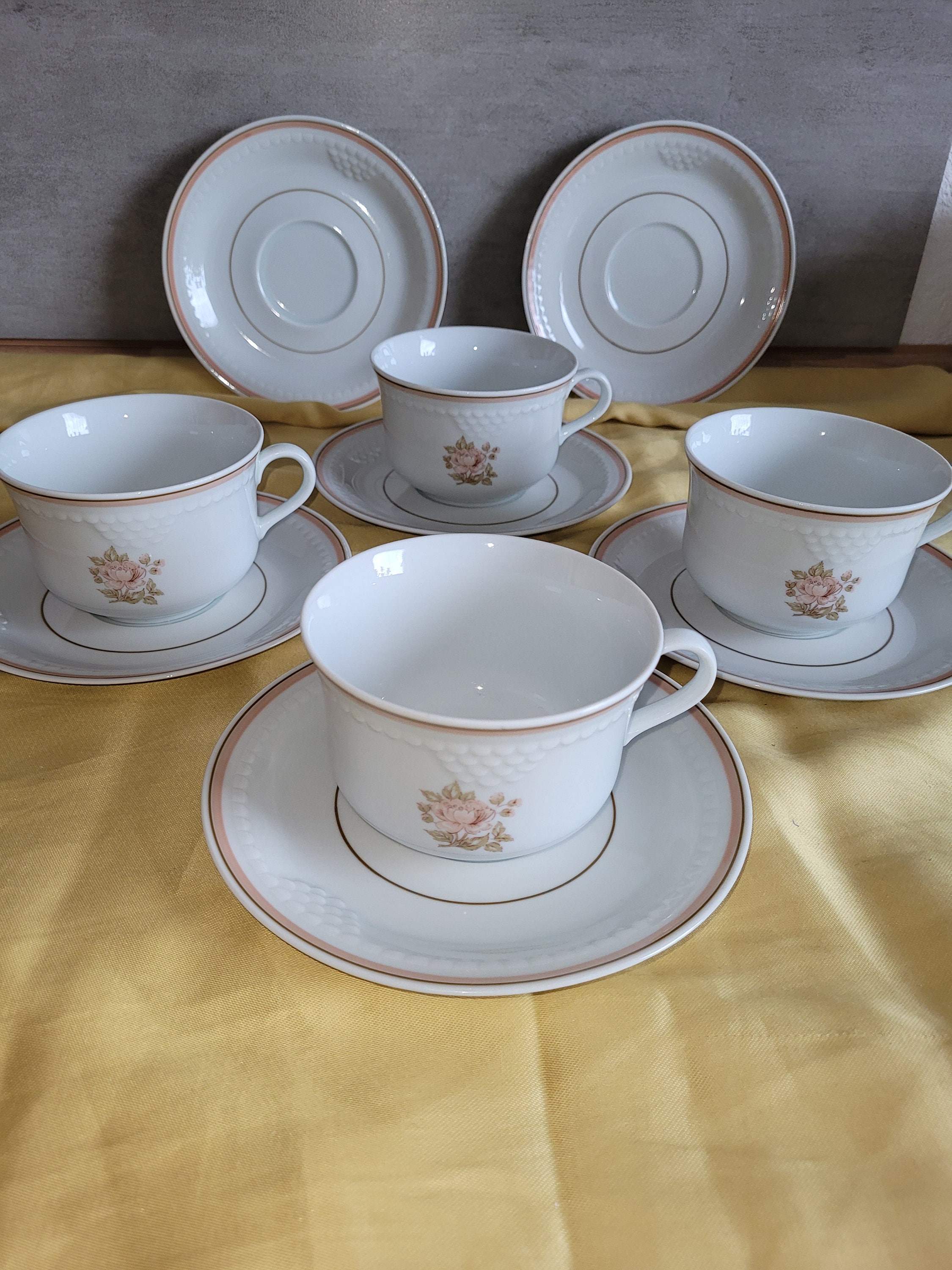 Porzellan tasse groß