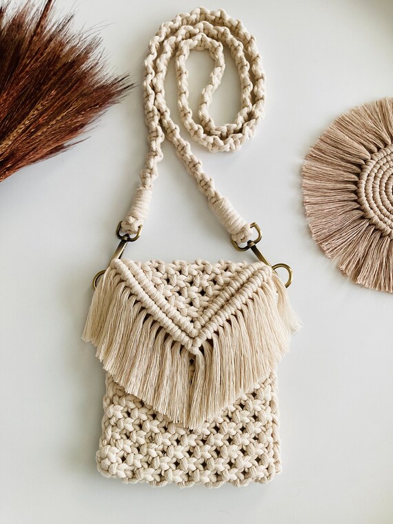 DIY Macrame Phone Bag | Mini Sling Bag Macrame | Macrame Pouch Bag Tutorial  - YouTube