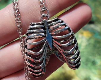 Ribcage necklace