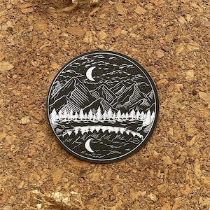 Berg Silhouette Aufkleber Outdoor Liebhaber Aufkleber Natur Aufkleber Wandern Aufkleber Camping und Wandern Aufkleber - Matte Finish