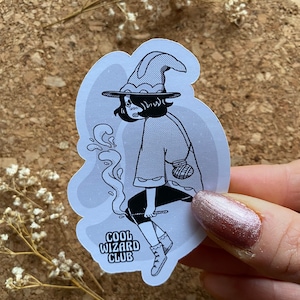 Sticker sorcier cool Sticker sorcier style bande dessinée Sticker sorcier noir et blanc Sticker magicien style rétro sorcier avec baguette - finition mate